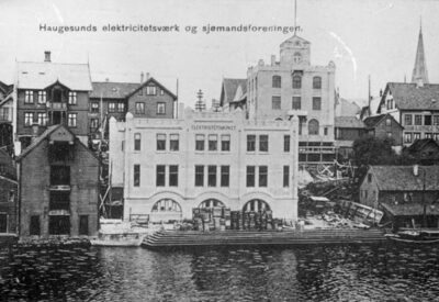 Historisk bilde som viser hovedkontoret til Haugesund Elektrisitetsverk.